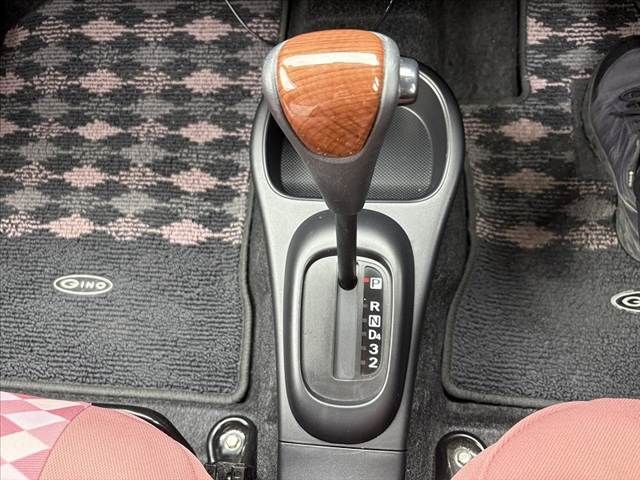 DAIHATSU MIRA GINO 2008