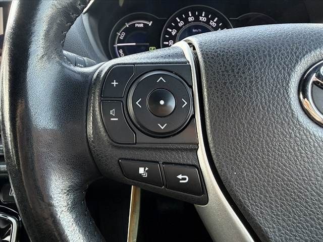 TOYOTA NOAH HYBRID 2018