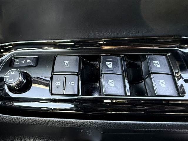 TOYOTA NOAH HYBRID 2018