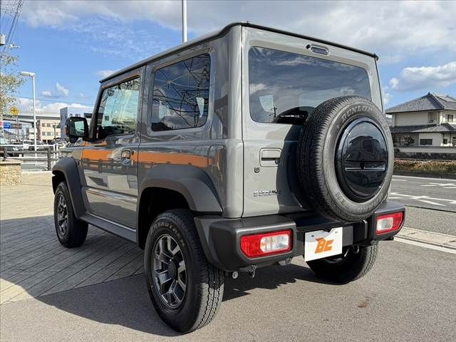 SUZUKI JIMNY SIERRA 2025