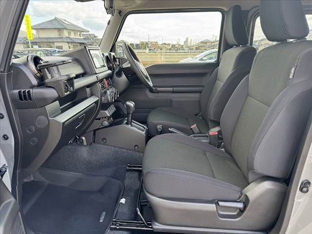 SUZUKI JIMNY SIERRA 2025