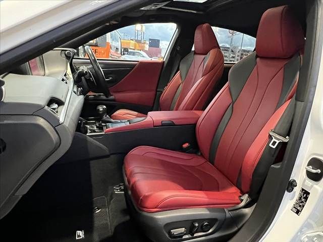 TOYOTA LEXUS ES300h 2020