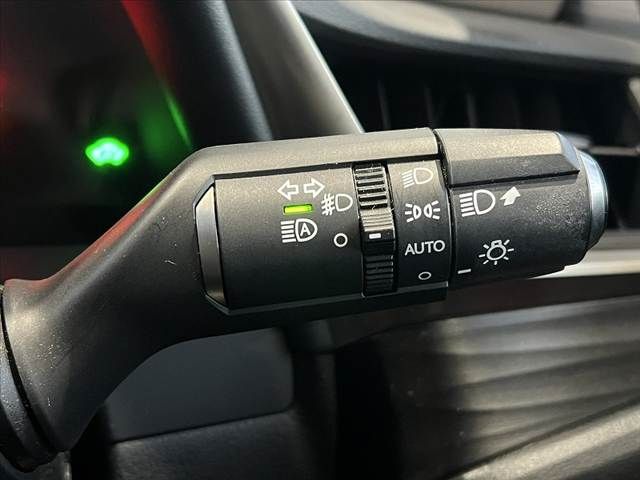 TOYOTA LEXUS ES300h 2020