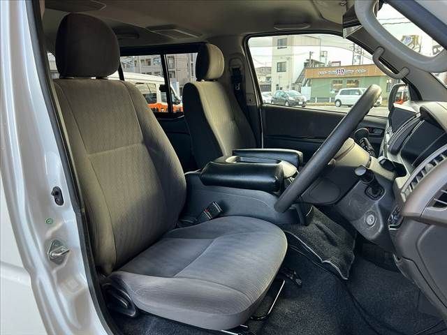 TOYOTA REGIUSACE van 2WD 2011