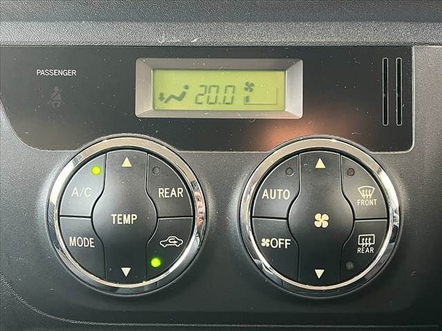 TOYOTA REGIUSACE van 2WD 2011