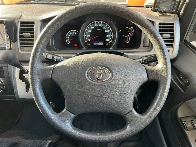 TOYOTA REGIUSACE van 2WD 2011