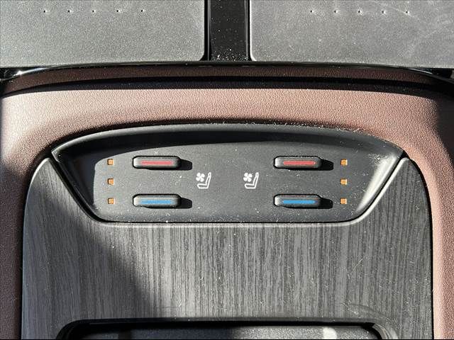 TOYOTA HARRIER 2WD 2023