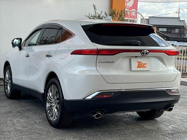 TOYOTA HARRIER 2WD 2023