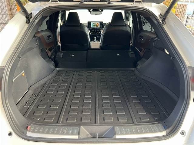 TOYOTA HARRIER 2WD 2023