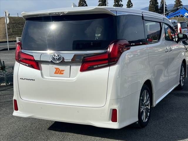 TOYOTA ALPHARD 2022