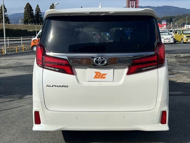 TOYOTA ALPHARD 2022
