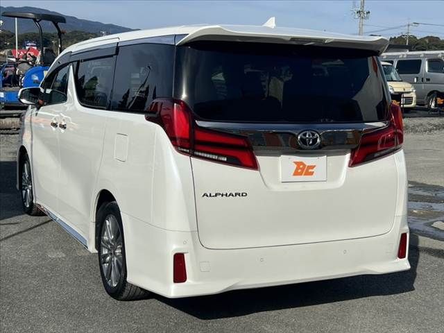 TOYOTA ALPHARD 2022