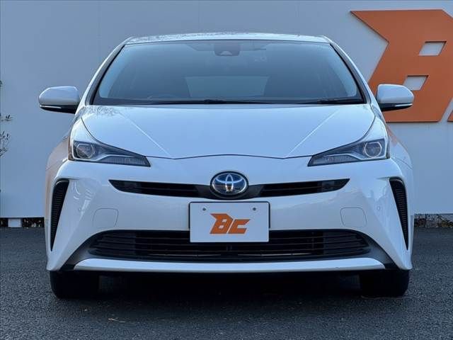 TOYOTA PRIUS 2021