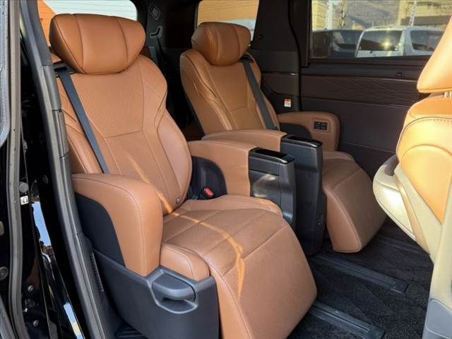 TOYOTA VELLFIRE 2024