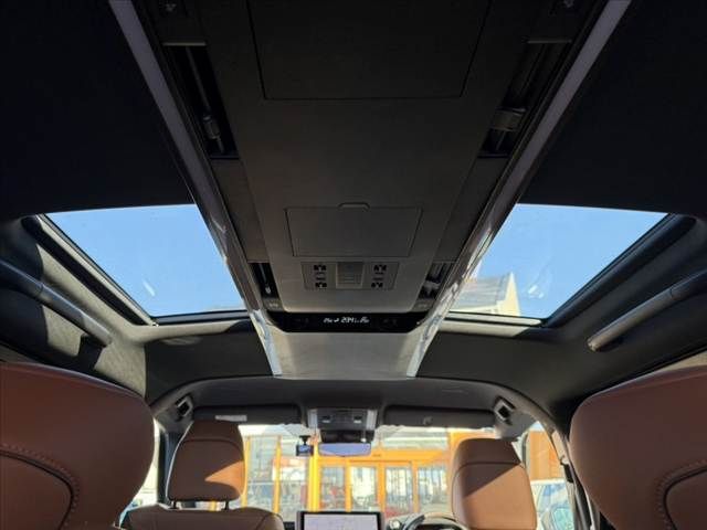 TOYOTA VELLFIRE 2024