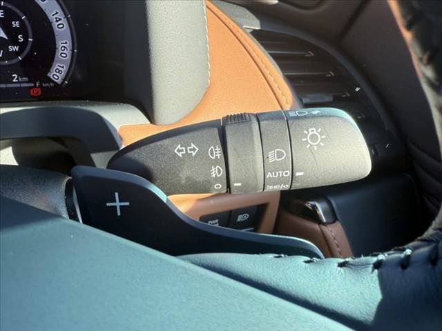 TOYOTA VELLFIRE 2024