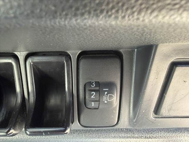 DAIHATSU HIJET truck 2009