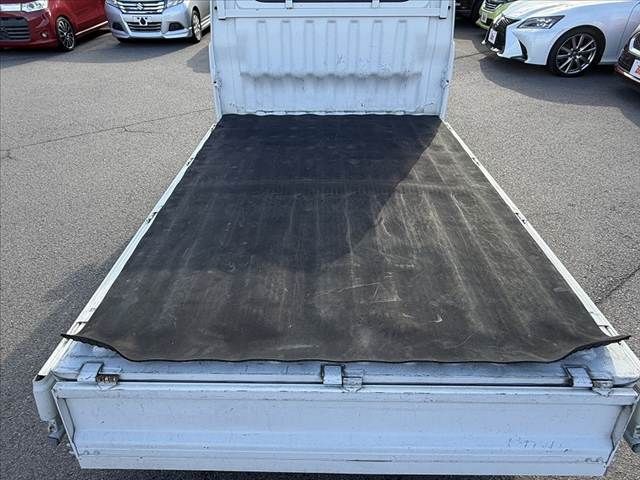 DAIHATSU HIJET truck 2009