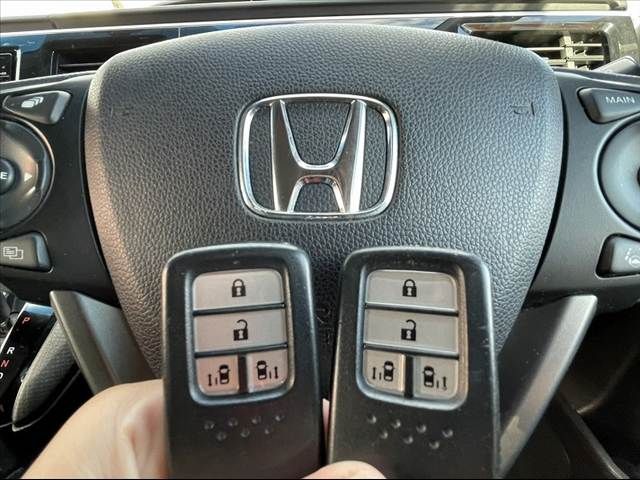 HONDA STEPWAGON SPADA 2017