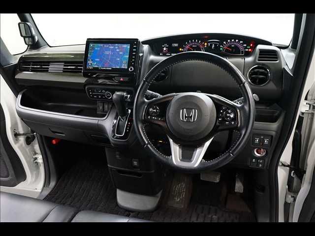 HONDA N BOX CUSTOM 2018