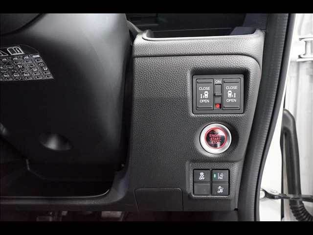 HONDA N BOX CUSTOM 2018