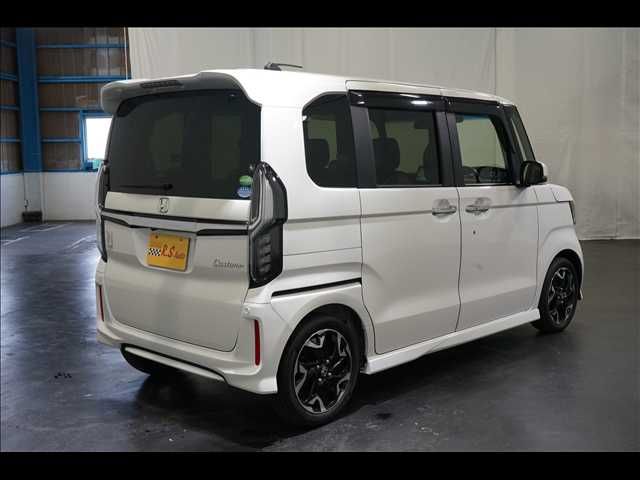 HONDA N BOX CUSTOM 2018