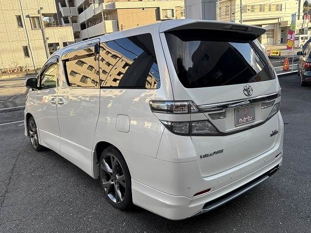 TOYOTA VELLFIRE 2014