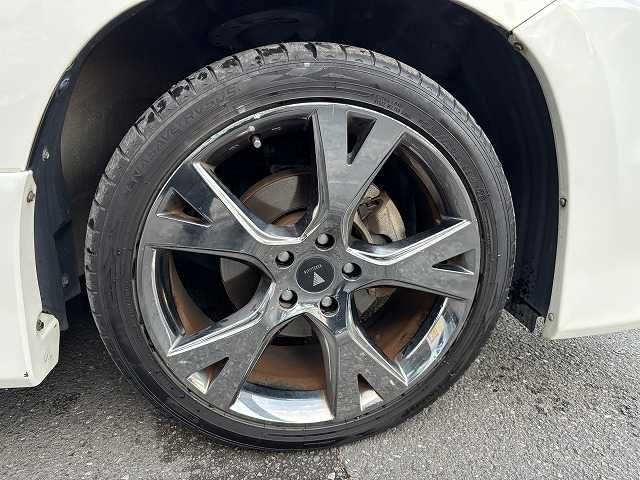 TOYOTA VELLFIRE 2014