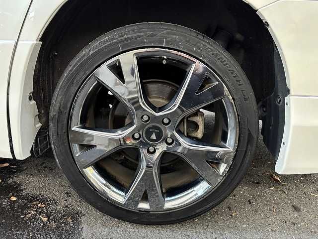 TOYOTA VELLFIRE 2014