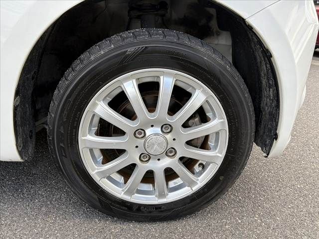 TOYOTA PIXIS SPACE 2013