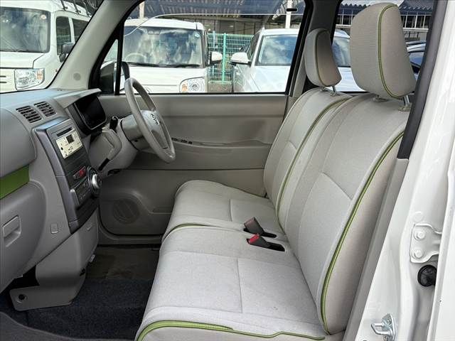 TOYOTA PIXIS SPACE 2013