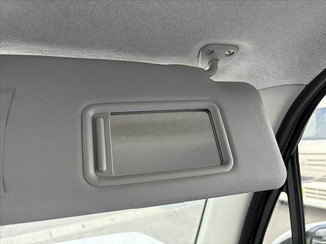 TOYOTA PIXIS SPACE 2013