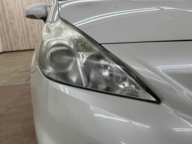 TOYOTA PRIUS Alpha 2013