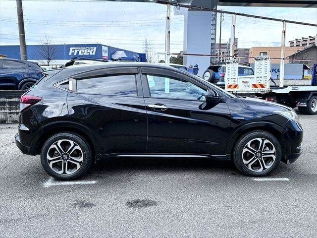 HONDA VEZEL HYBRID 2014