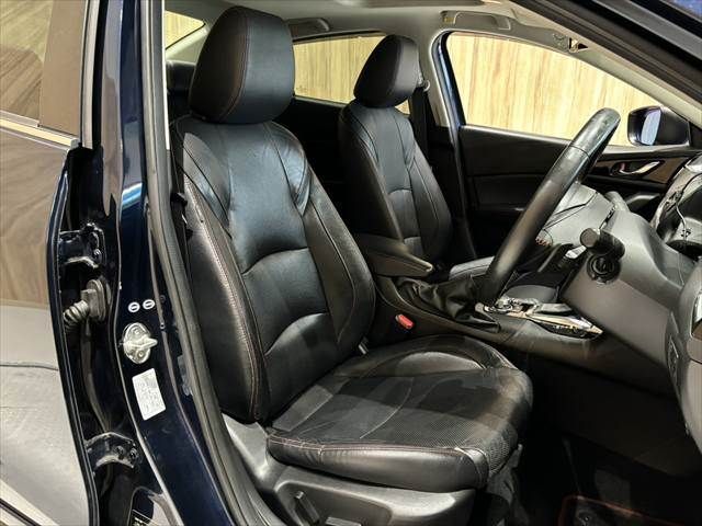 MAZDA AXELA sedan 2016