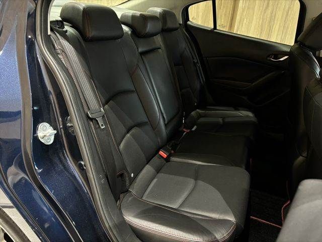 MAZDA AXELA sedan 2016