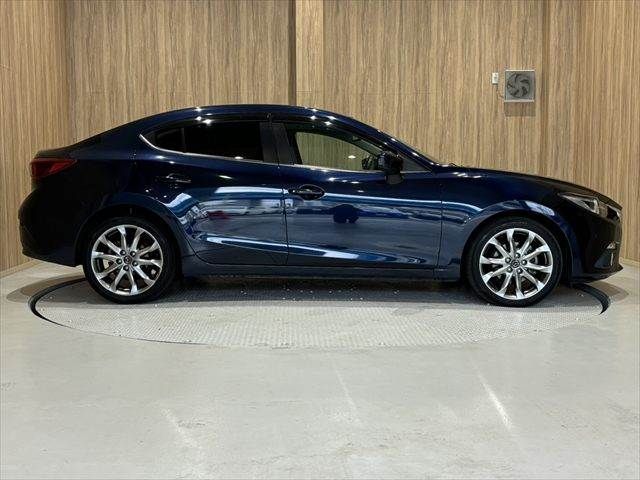 MAZDA AXELA sedan 2016