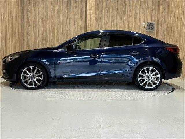 MAZDA AXELA sedan 2016