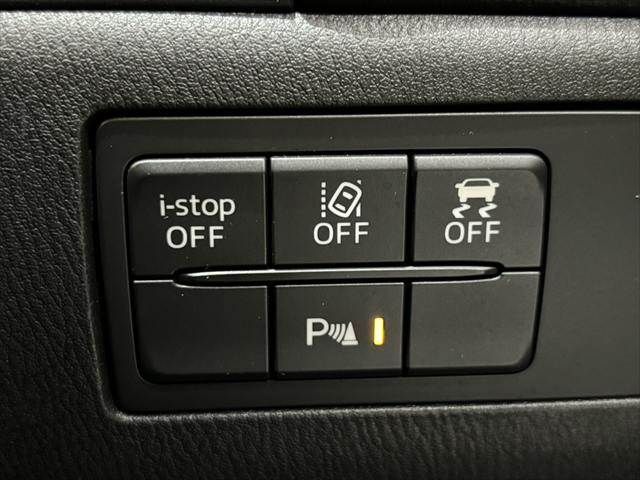 MAZDA AXELA SPORTS 2016