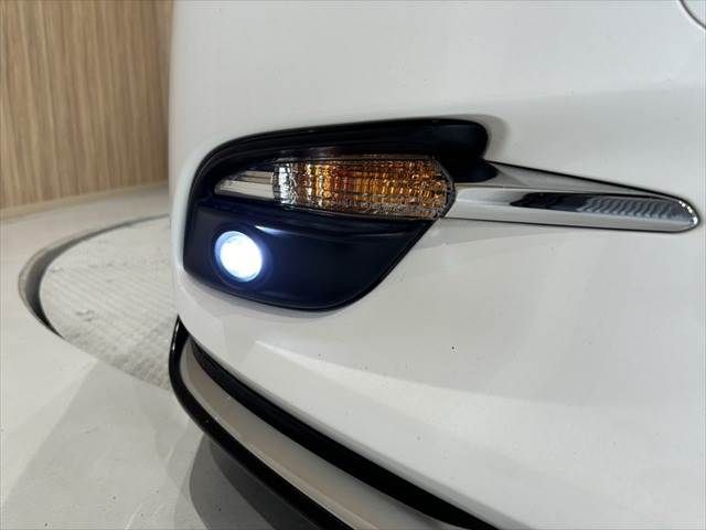 MAZDA AXELA SPORTS 2016