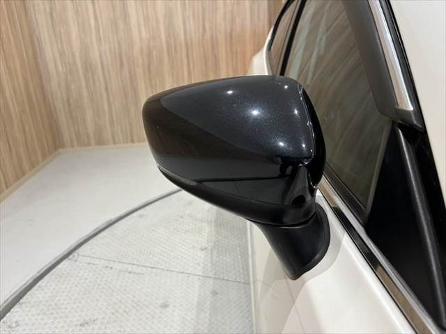 MAZDA AXELA SPORTS 2016