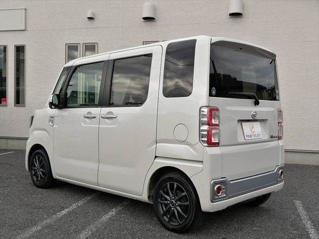 DAIHATSU WAKE 2015