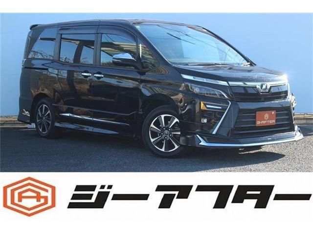 TOYOTA VOXY 2018