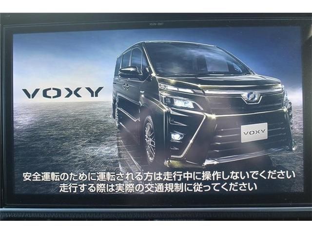 TOYOTA VOXY 2018