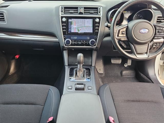 SUBARU LEGACY B4 2017