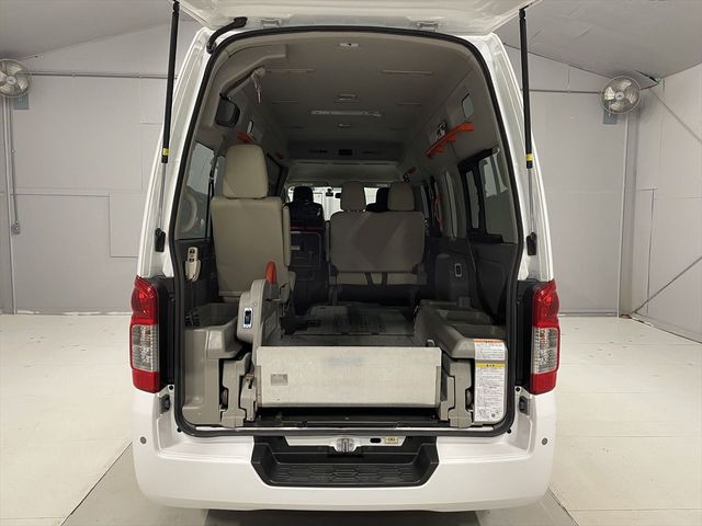 NISSAN NV350 CARAVAN 2017