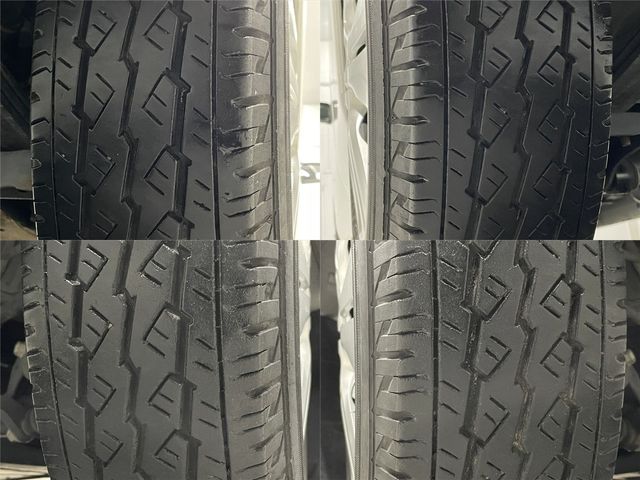 NISSAN NV350 CARAVAN 2017