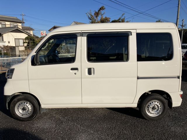 DAIHATSU HIJET CARGO 2020