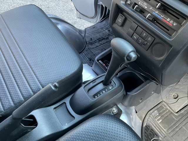 DAIHATSU HIJET truck 2022