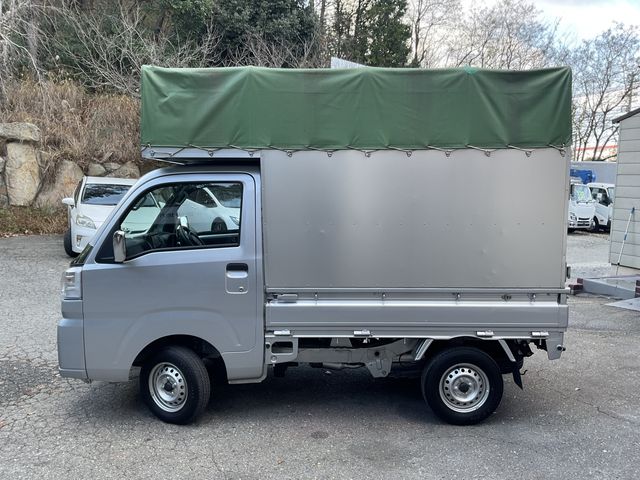 DAIHATSU HIJET truck 2022